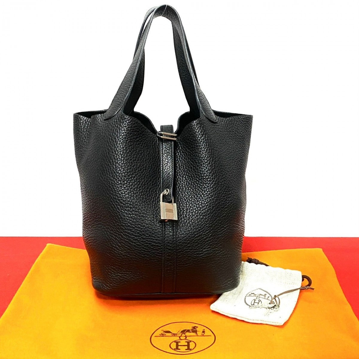 HERMES Handbag Taurillon Clemence black Picotan Lock MM