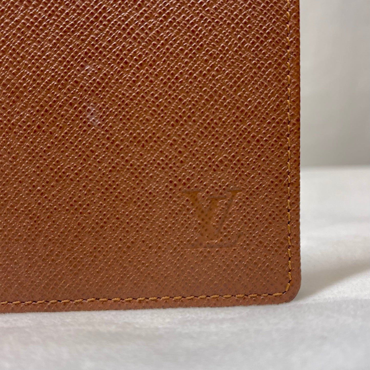 LOUIS VUITTON Brown Taiga Men's Wallet Set TS3695