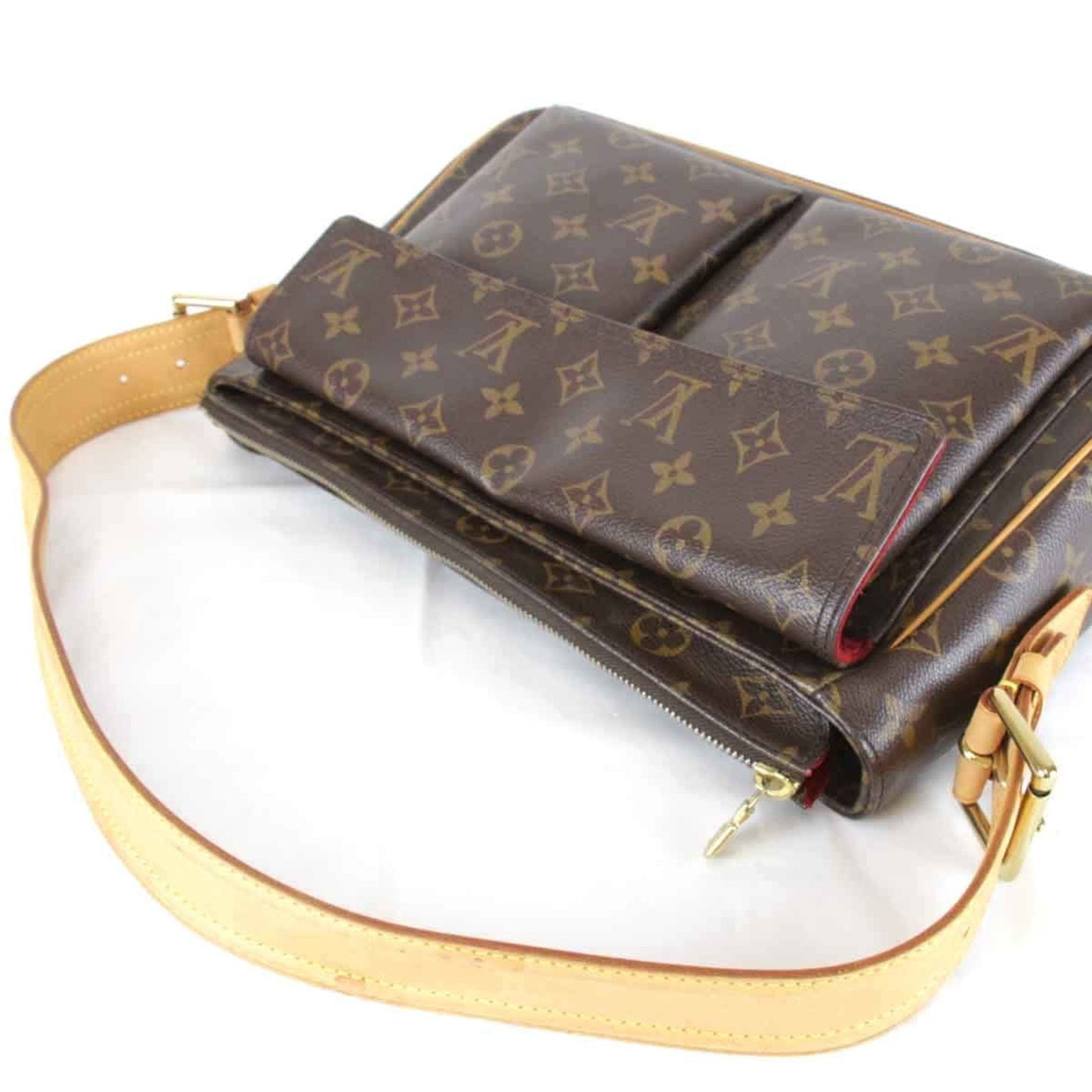 Louis Vuitton   Shoulder Bag