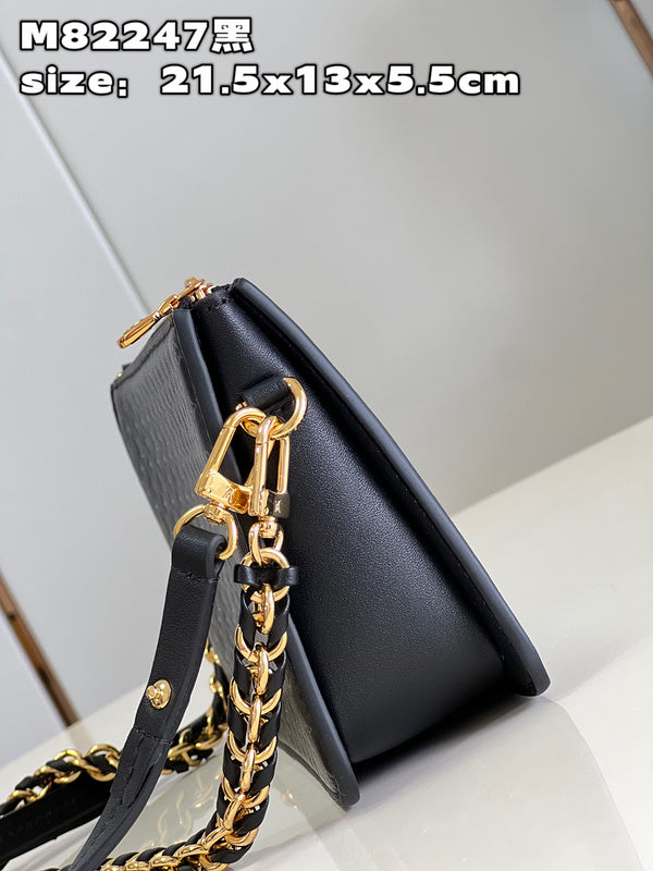 Alice bags - Louis Vuittons  - 15706
