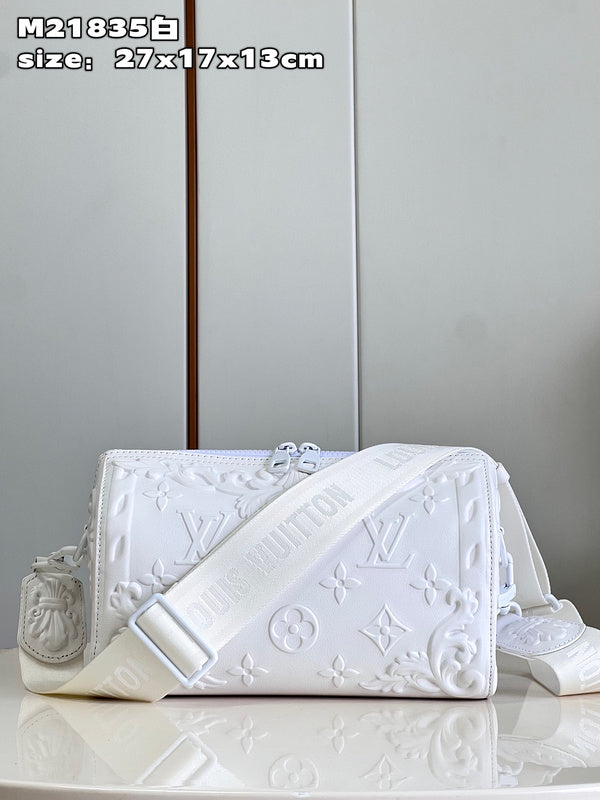 Alice bags - Louis Vuittons  - 15374