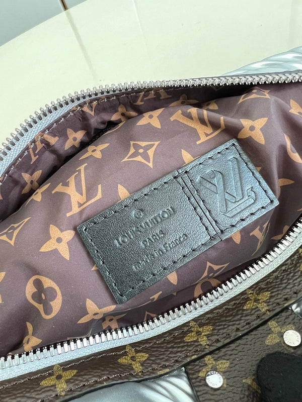 Alice Bags- Louis Vuittons  - 16107