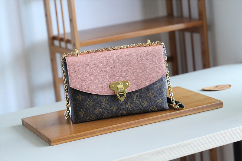 Alice bags - Louis Vuittons  - 7832
