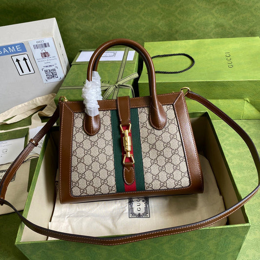 Gucci   Luxury Bags  1014