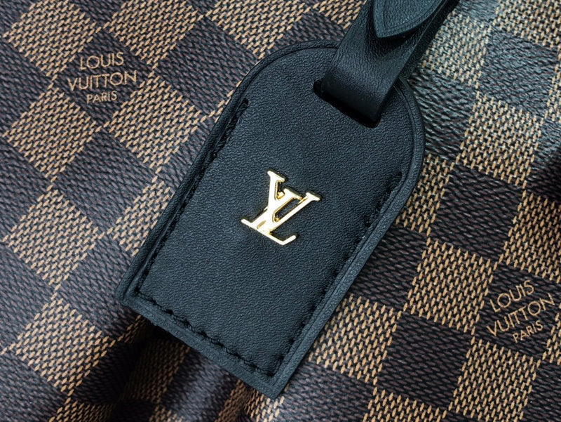 Alice Bags- Louis Vuittons  - 15925