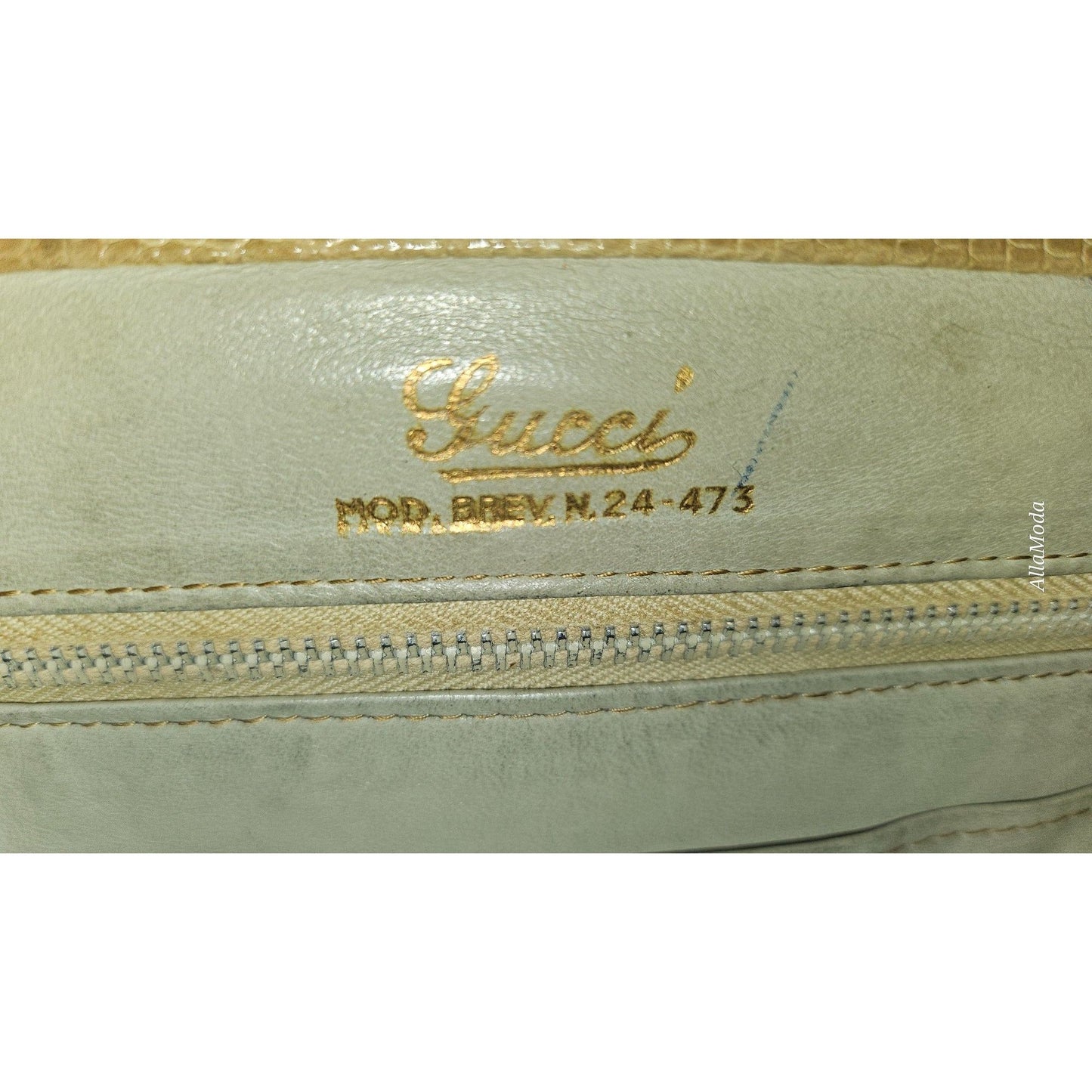 Gucci honey reptile leather two way bucket bag w chain strap