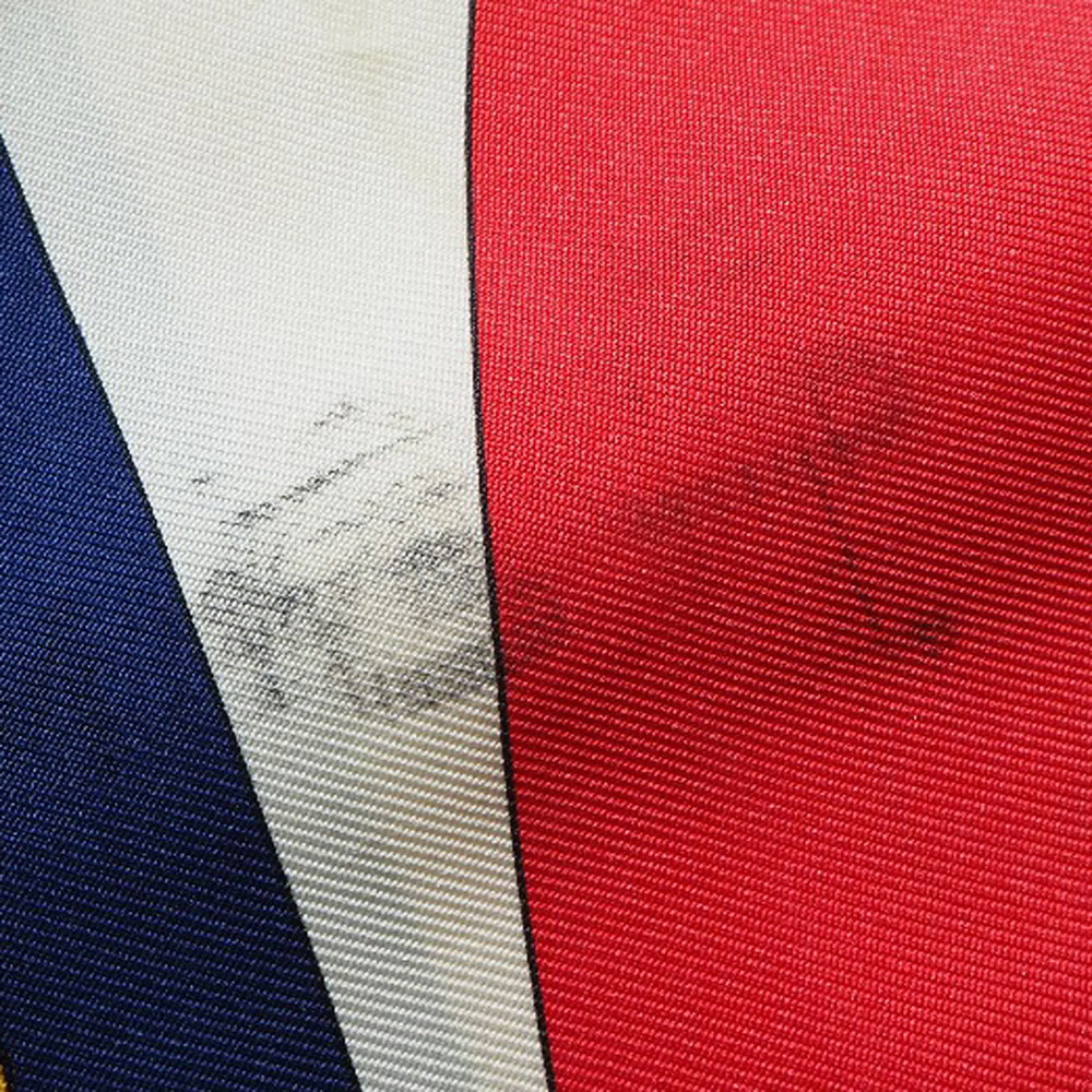 HERMES scarf silk Red stern decoration CHATEAUX D'ARRIERE Carre90 Women Used