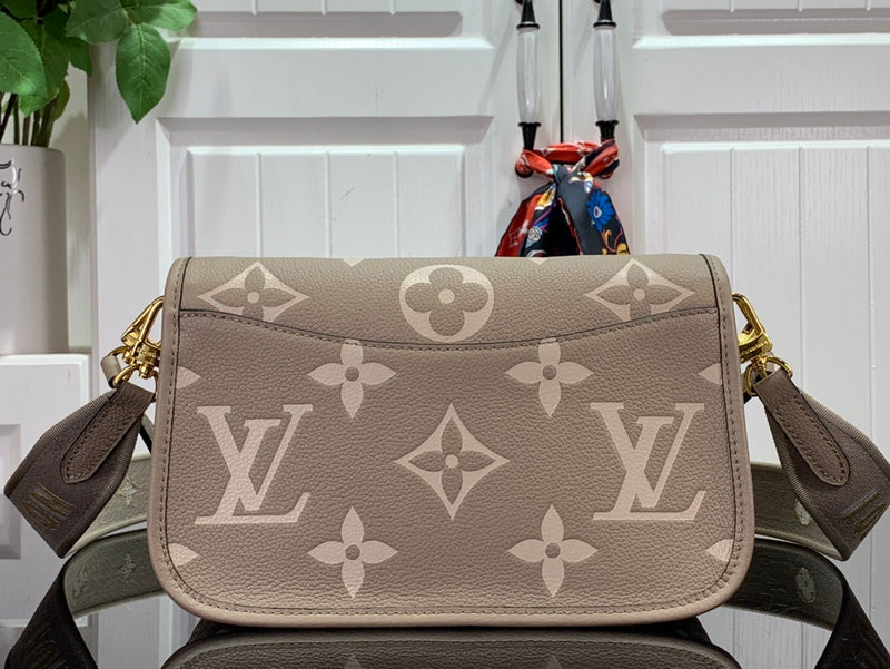 Alice bags - Louis Vuittons  - 15659
