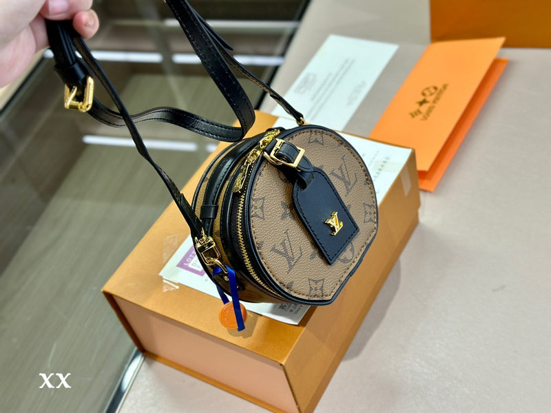 Alice bags - Louis Vuittons  - 15042