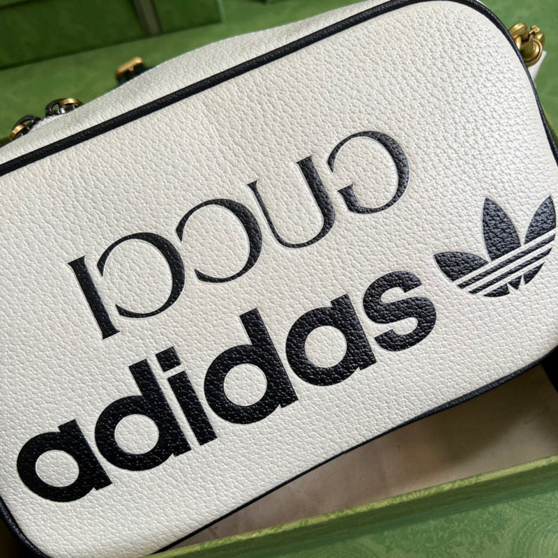 Gucci  Luxury -  Bags - 381