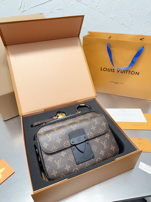 Alice bags - Louis Vuittons  - 14886