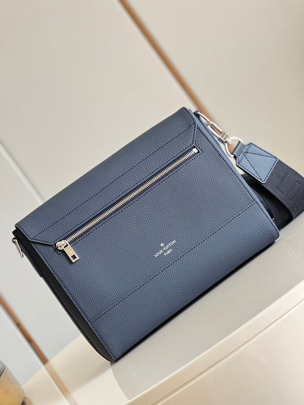 Alice Bags- Louis Vuittons  - 16128
