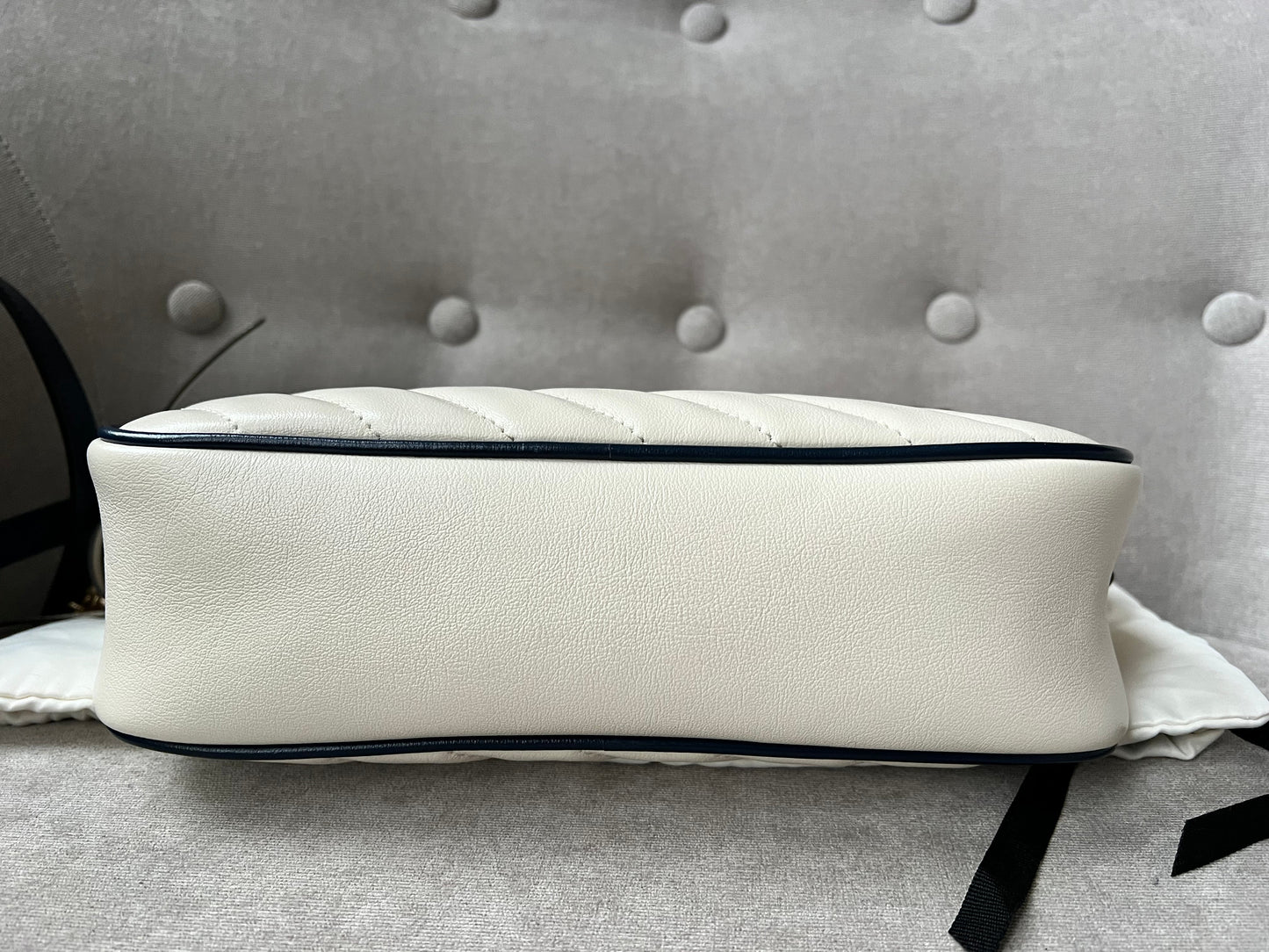 Gucci Torchon GG White Marmont Small Shoulder Bag (RRP £1180)