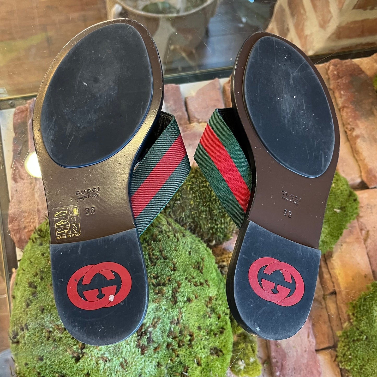 GUCCI Kika Web Thong Sandals 38