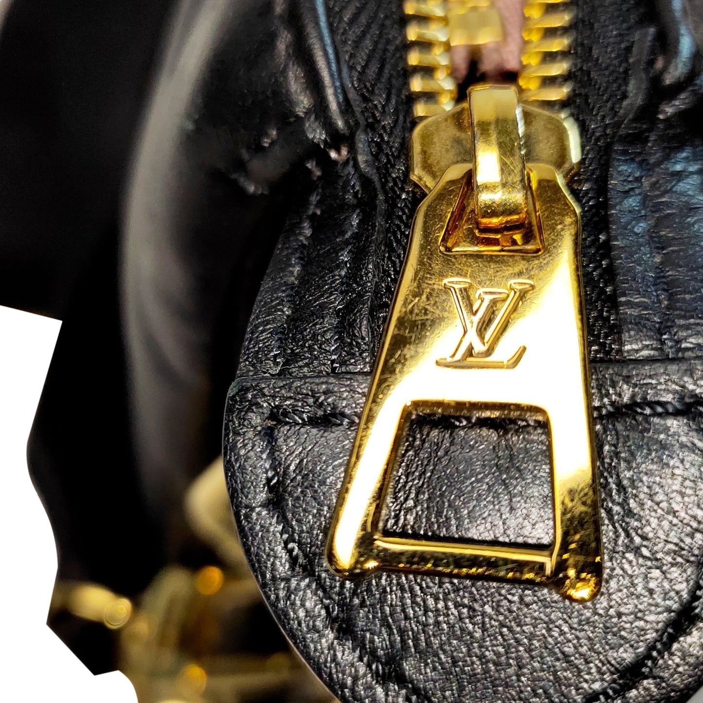 Louis Vuitton Coussin PM Black Monogram Empreinte