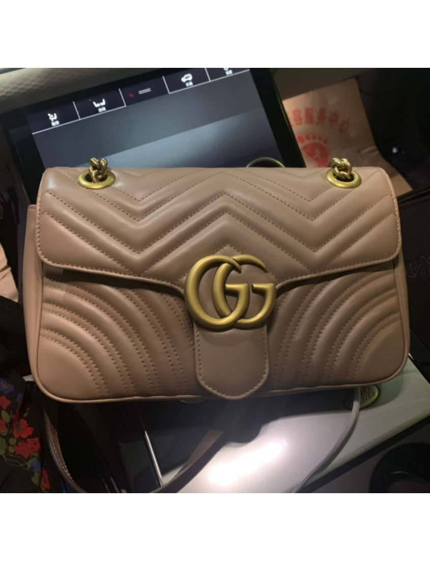Gucci Medium GG Marmont quilted shoulder bag