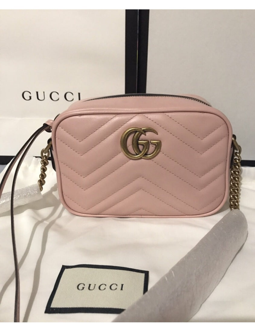 Gucci GG Marmont Series Small Quilted Shoulder Bag