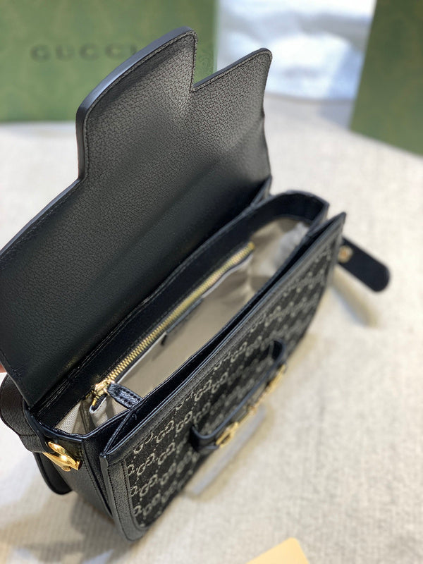 Gucci  Luxury -  Bags - 451