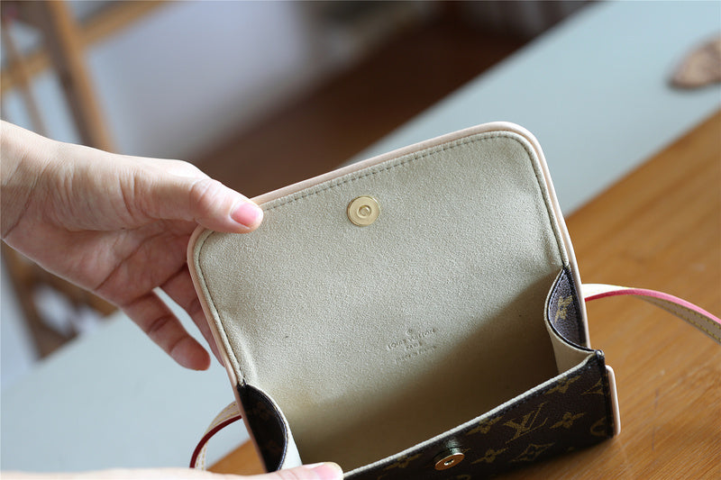 Alice bags - Louis Vuittons  - 9260