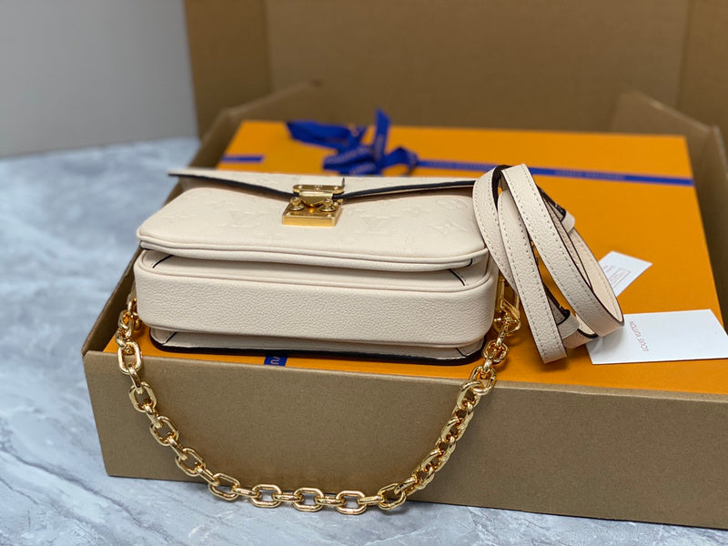 Alice bags - Louis Vuittons  - 15185