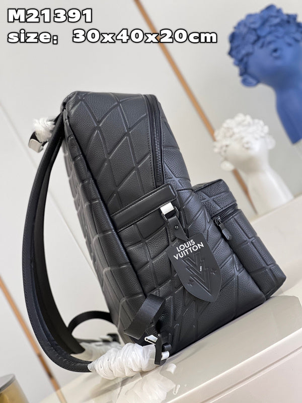 Alice Bags- Louis Vuittons  - 16006