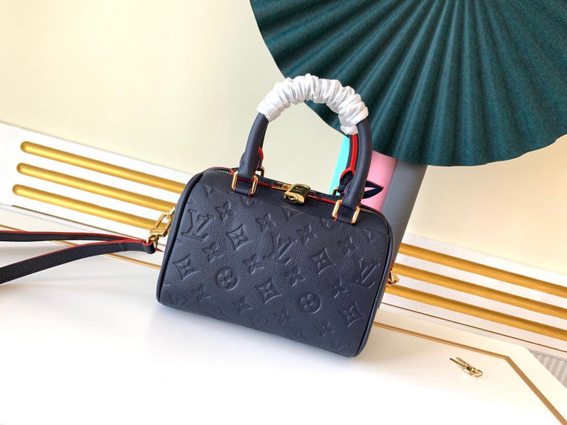 Alice bags - Louis Vuittons  - 15207