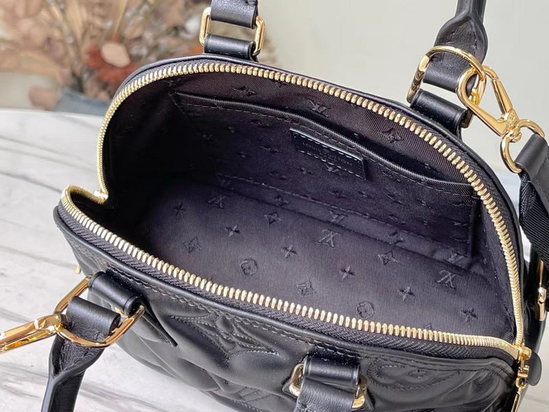 Alice Bags- Louis Vuittons  - 16618