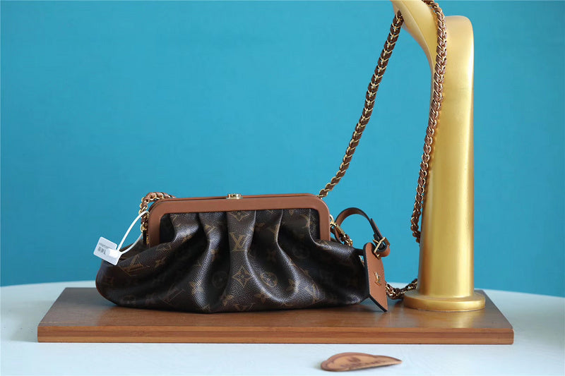 Alice bags - Louis Vuittons  - 7819