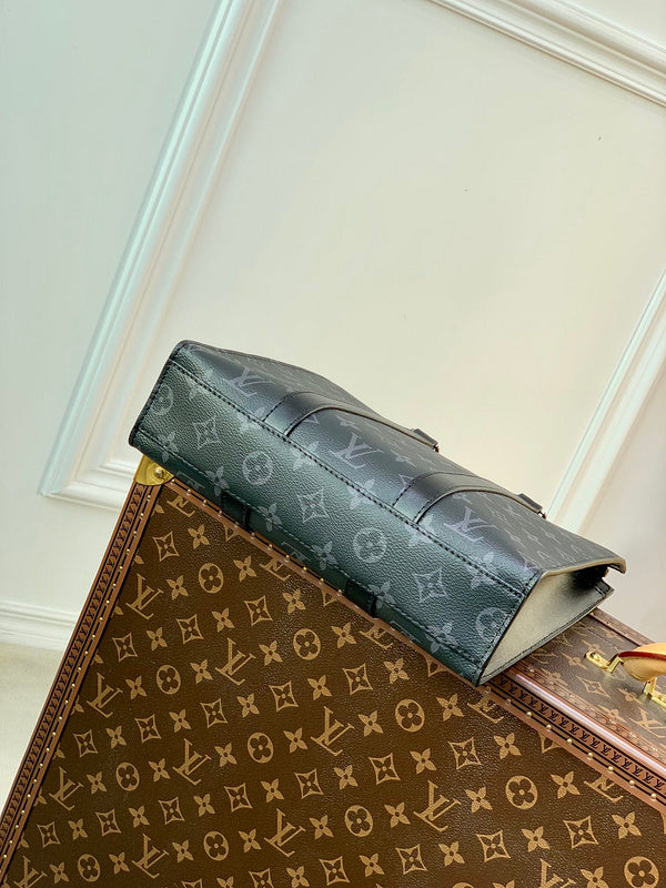 Alice Bags- Louis Vuittons  - 16474