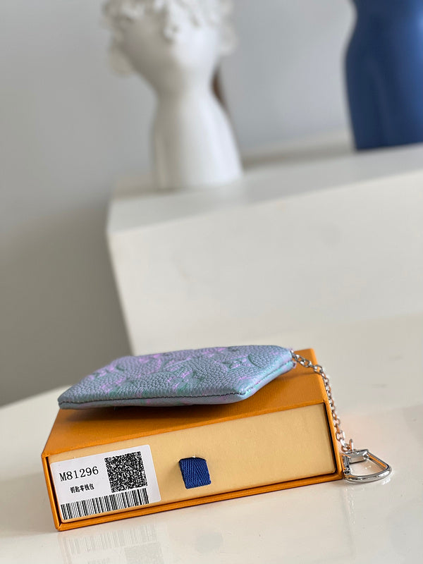 Alice Bags- Louis Vuittons  - 16392