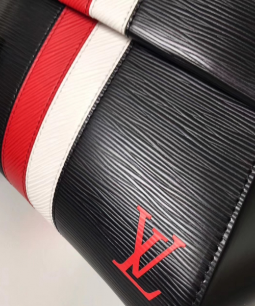 Louis Vuitton Cluny BB Epi Leather<