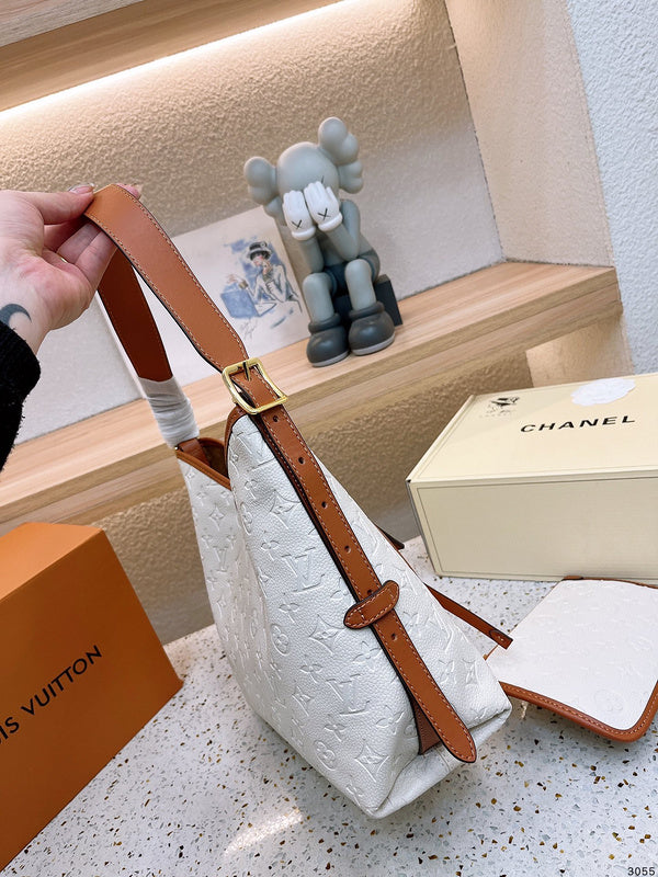 Alice bags - Louis Vuittons  - 15107