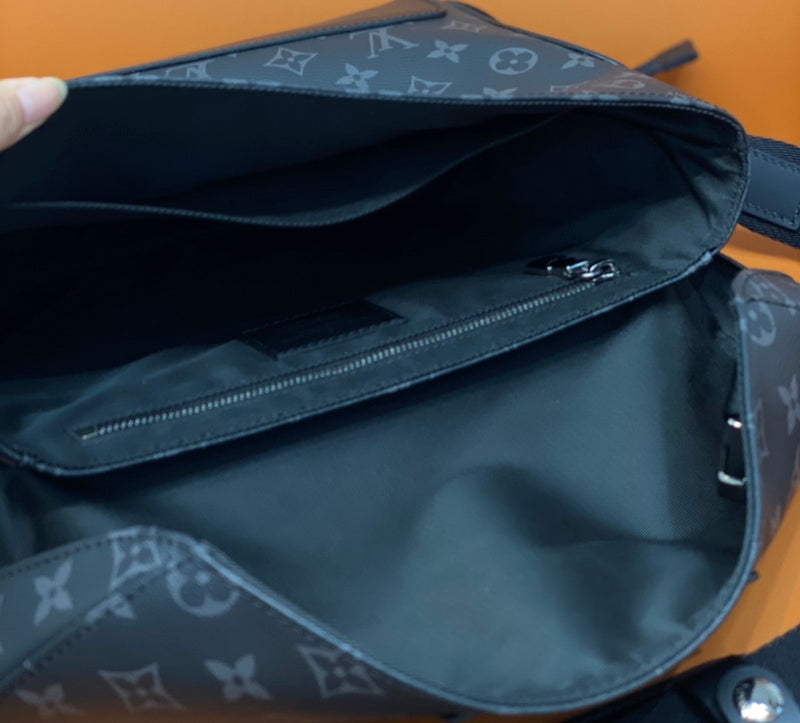 Alice Bags- Louis Vuittons  - 16242