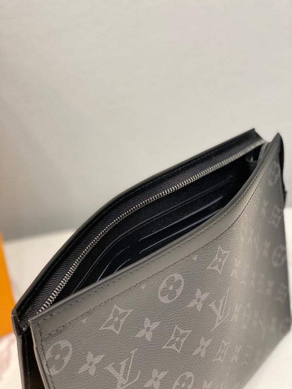 Alice Bags- Louis Vuittons  - 16241