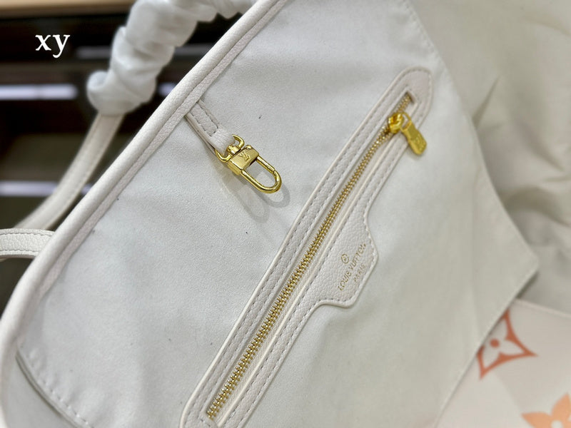 Alice bags - Louis Vuittons  - 15052