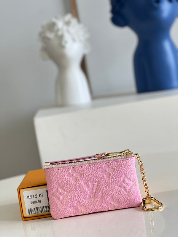 Alice Bags- Louis Vuittons  - 16393