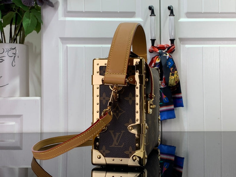 Alice bags - Louis Vuittons  - 15222