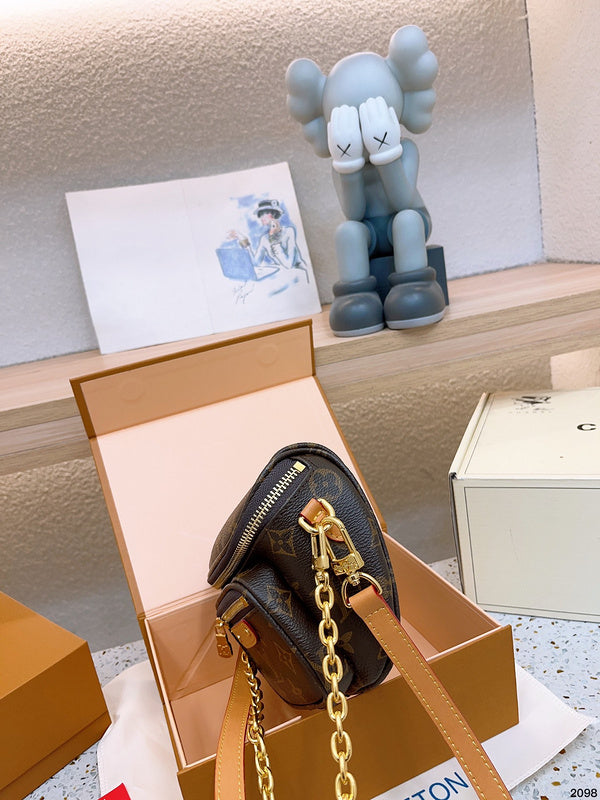 Alice bags - Louis Vuittons  - 15100