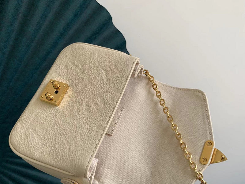 Alice bags- Louis Vuittons  - 16769