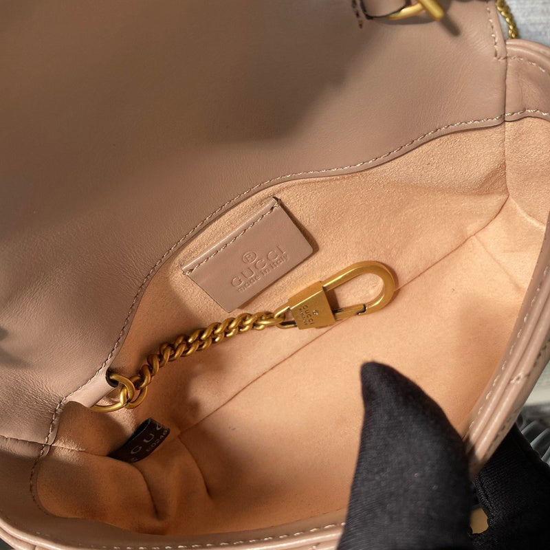 Gucci   Luxury Bags  1147