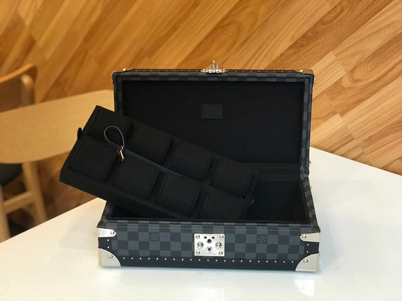 Alice Bags- Louis Vuittons  - 15992