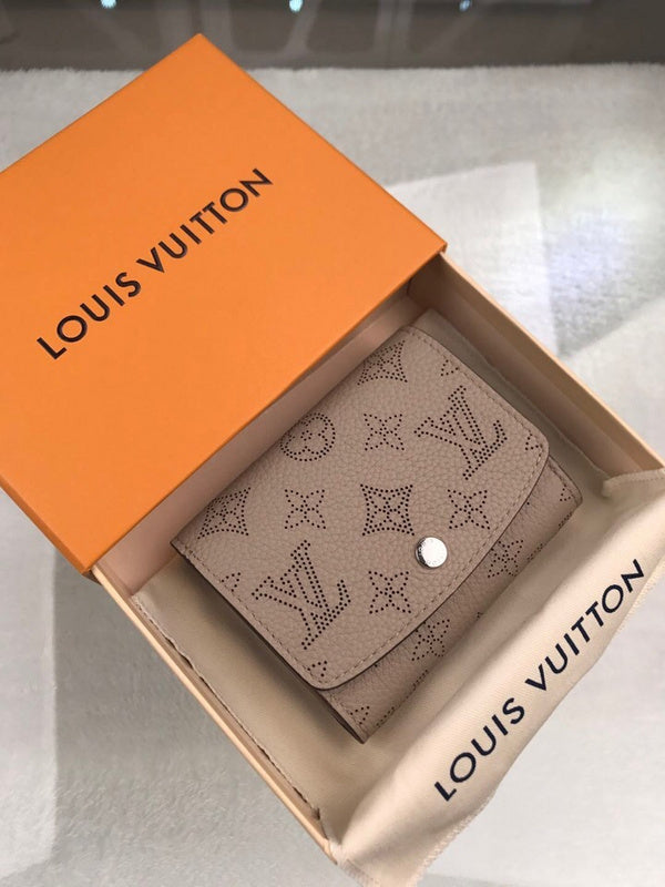 Alice bags - Louis Vuittons  - 9145