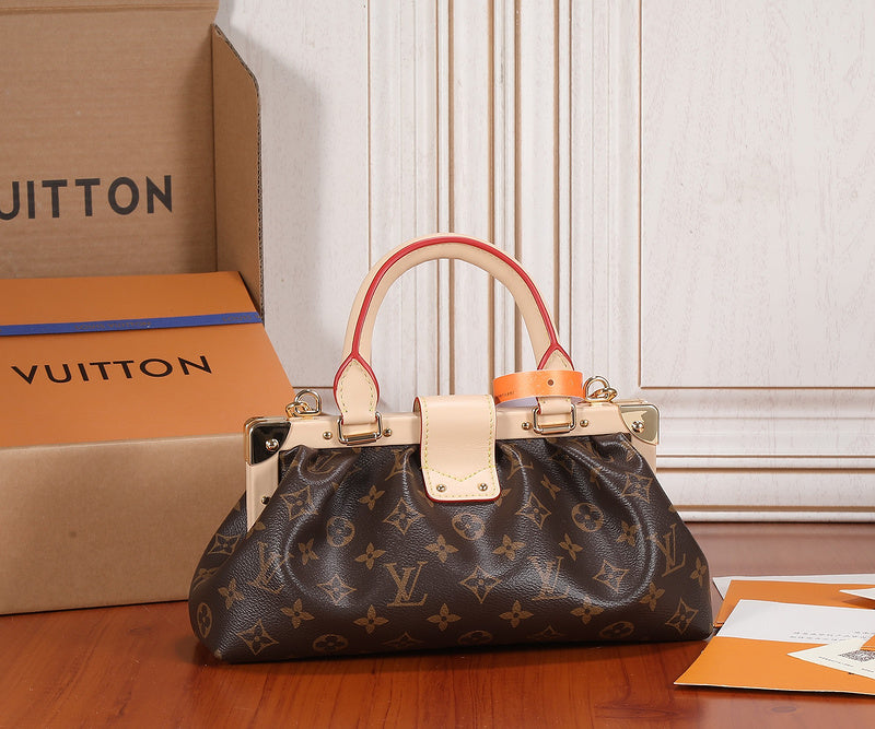 Alice bags - Louis Vuittons  - 15718