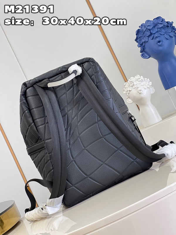 Alice Bags- Louis Vuittons  - 16006