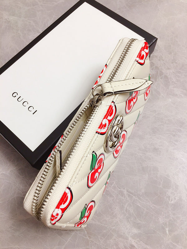 Gucci   Luxury Bags  1355
