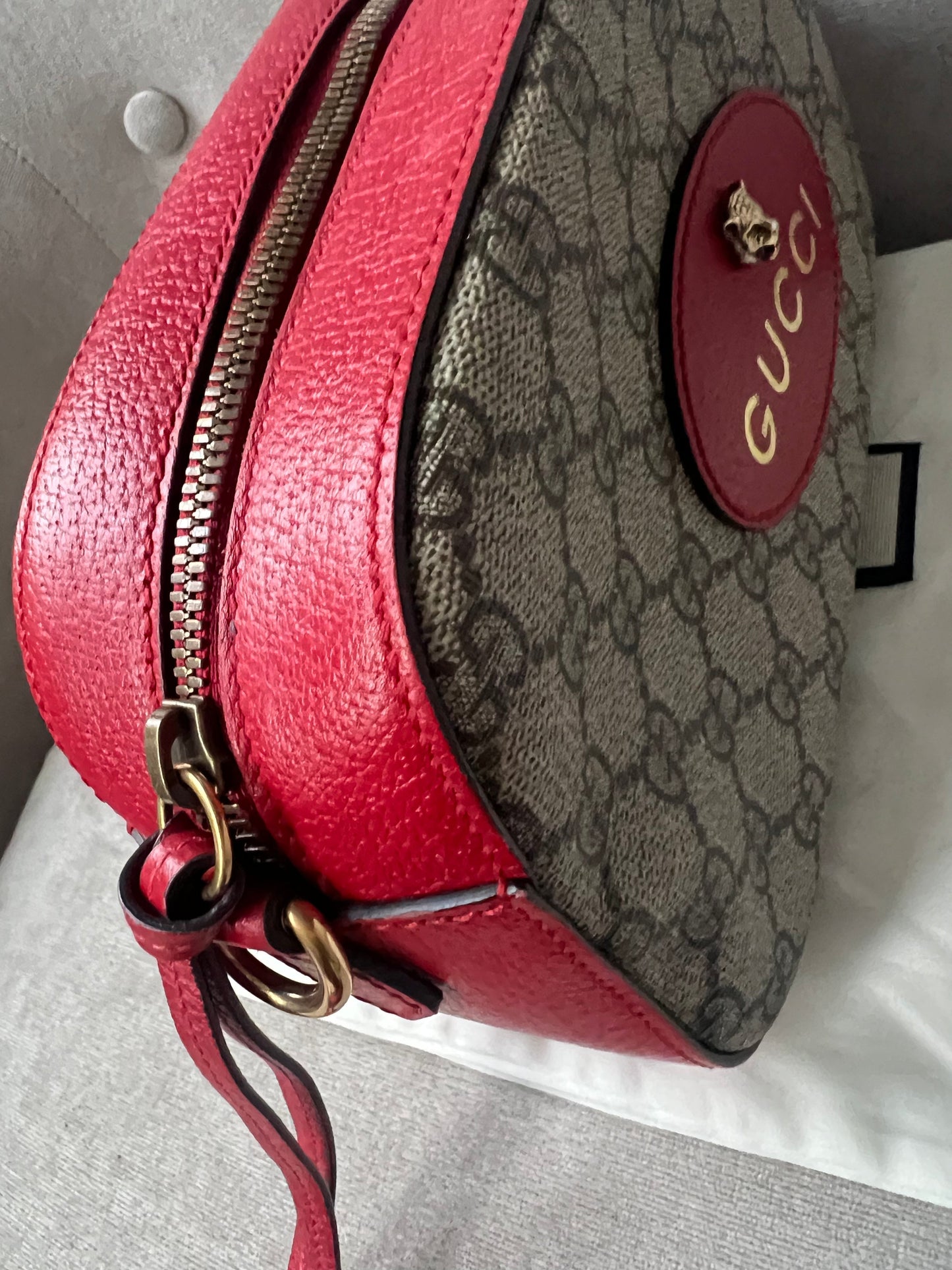 Gucci Neo Vintage GG Supreme Messenger Bag (RRP £1060)