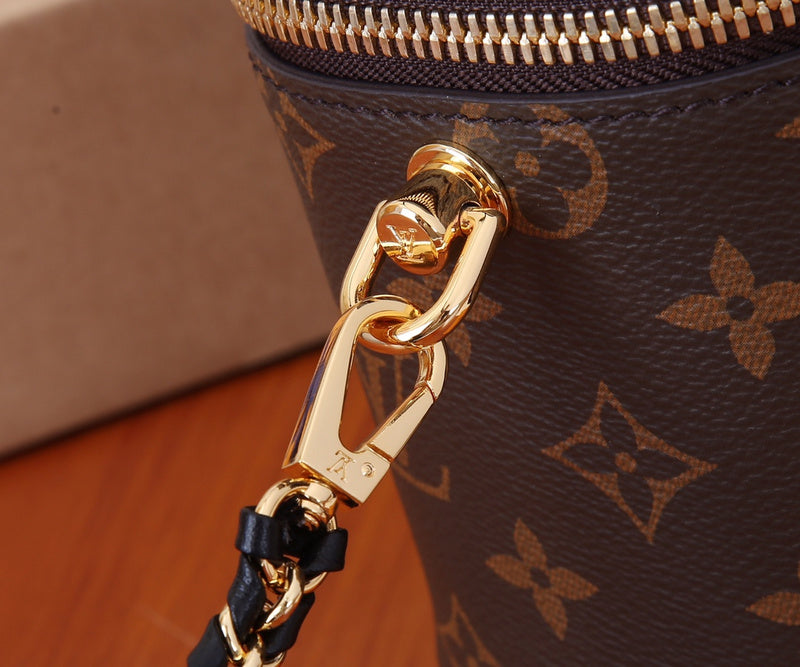 Alice bags- Louis Vuittons  - 16806