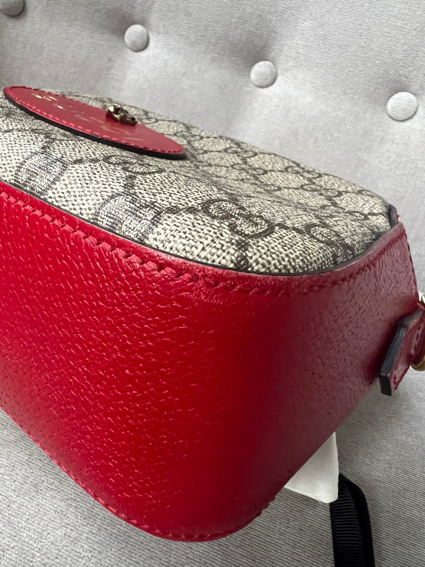 Gucci Neo Vintage GG Supreme Messenger Bag (RRP £1060)