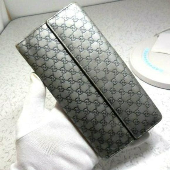 Gucci Microguccissima Silver Leather XL Continenta