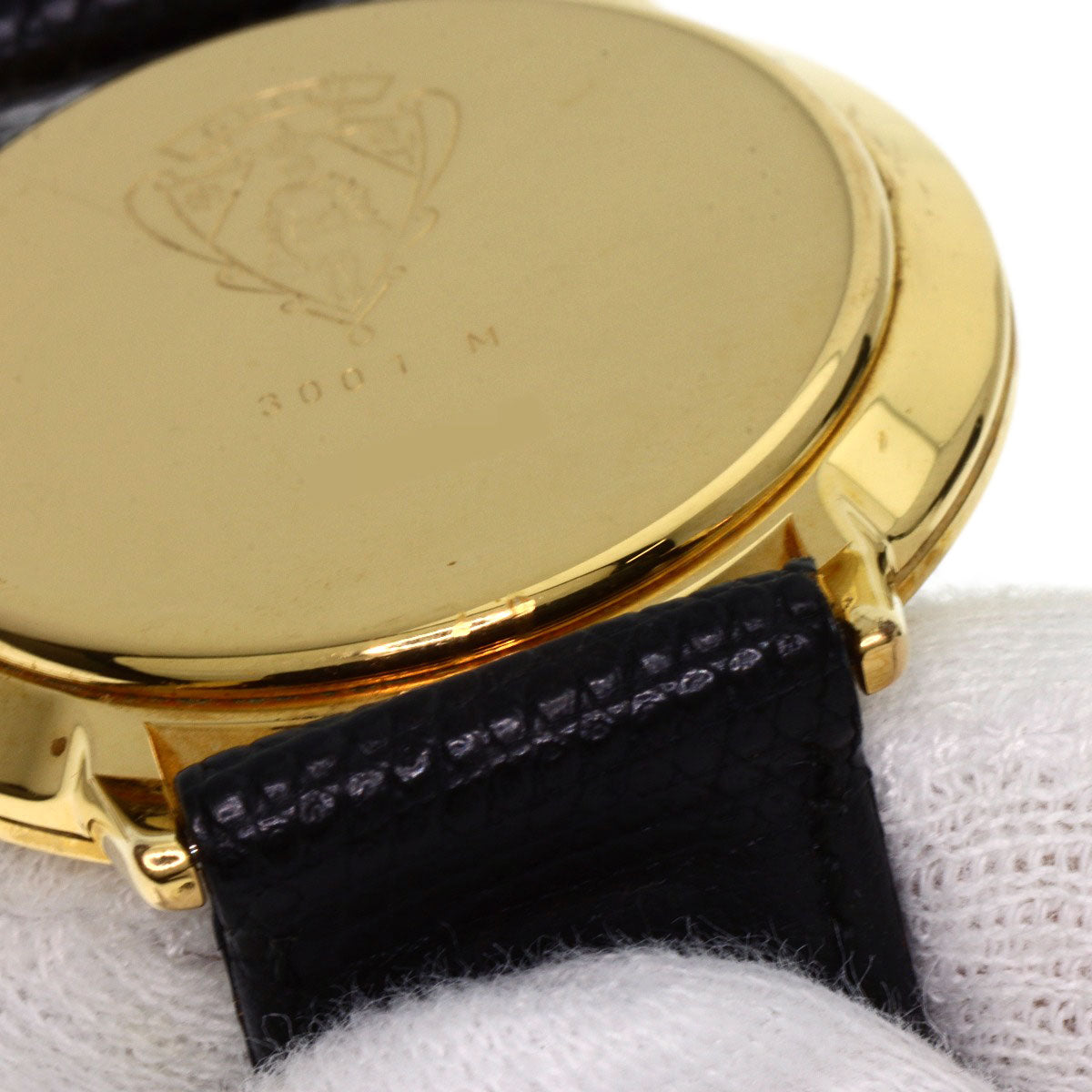 GUCCI Watches Quartz 3001M Gold Plated, Leather gold Round face black dial mens Used